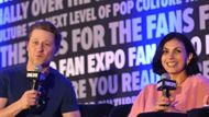 Ben McKenzie and Morena Baccarin (Image via Getty)